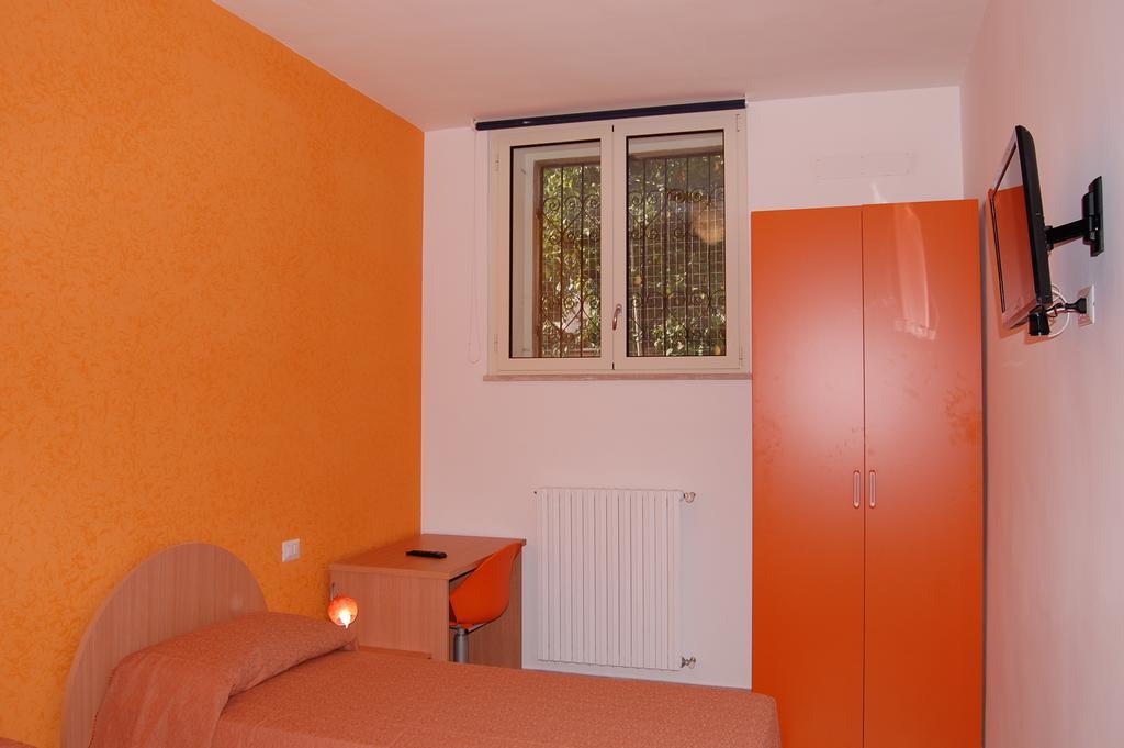B&B Fenix Trani Quarto foto