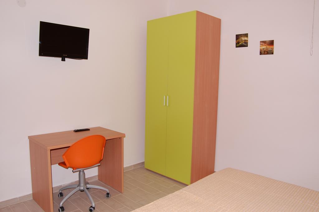 B&B Fenix Trani Quarto foto